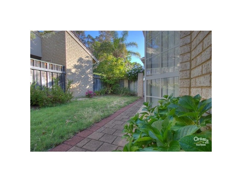 230 B Hale Road, Forrestfield WA 6058