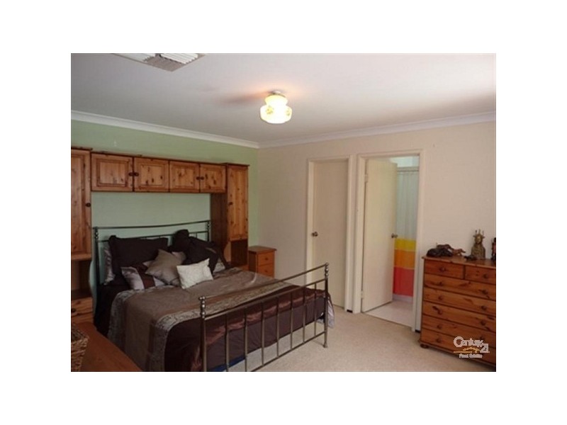 46 Agincourt Drive, Forrestfield WA 6058