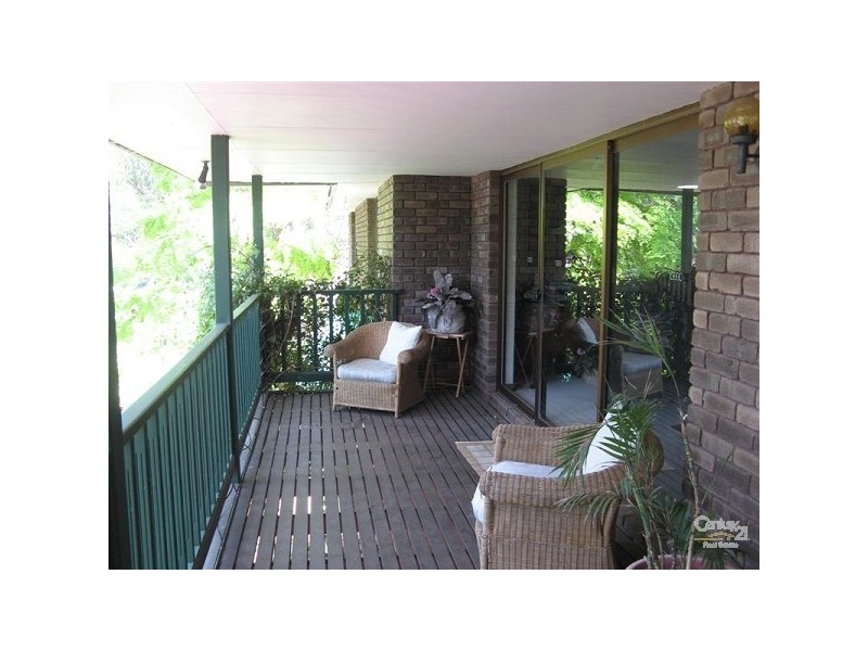 6 Bona Vista Road, Greenmount WA 6056