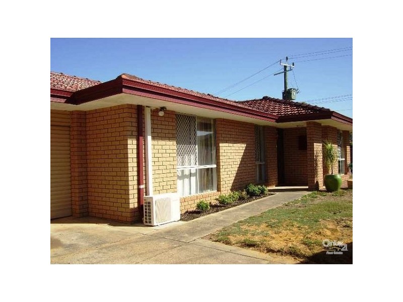 6 Lee Street, Forrestfield WA 6058