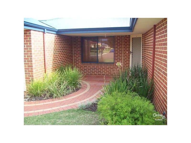 7 Nandat Way, Forrestfield WA 6058