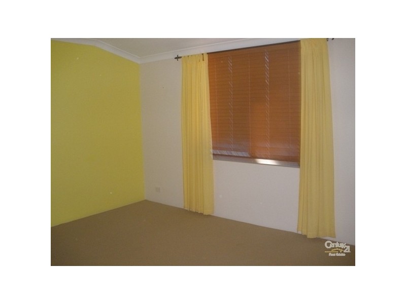 7 Nandat Way, Forrestfield WA 6058