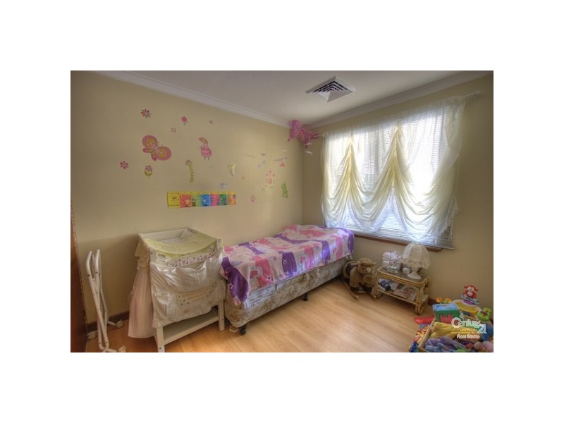 19 Harewood Street, Forrestfield WA 6058