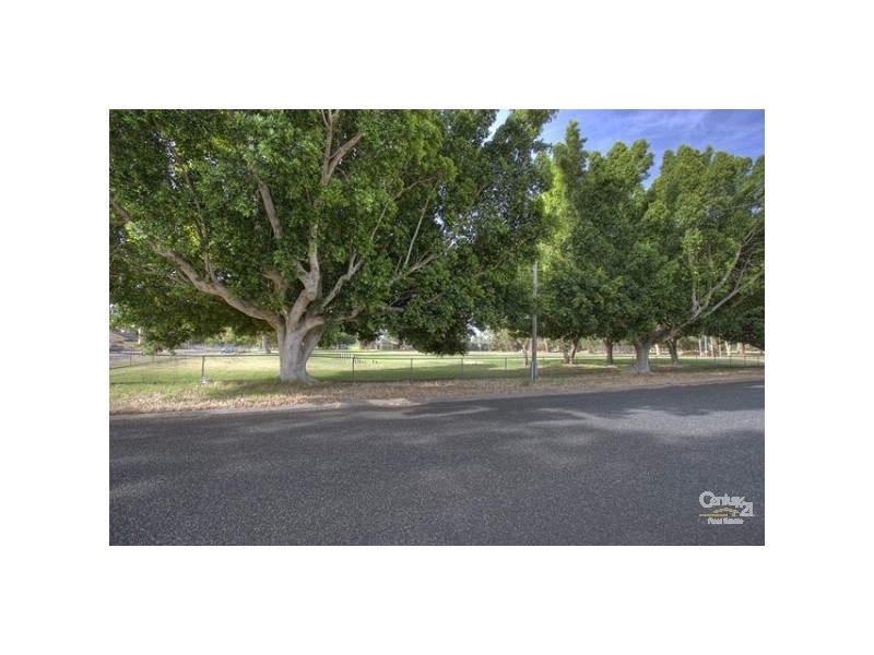 19 Harewood Street, Forrestfield WA 6058