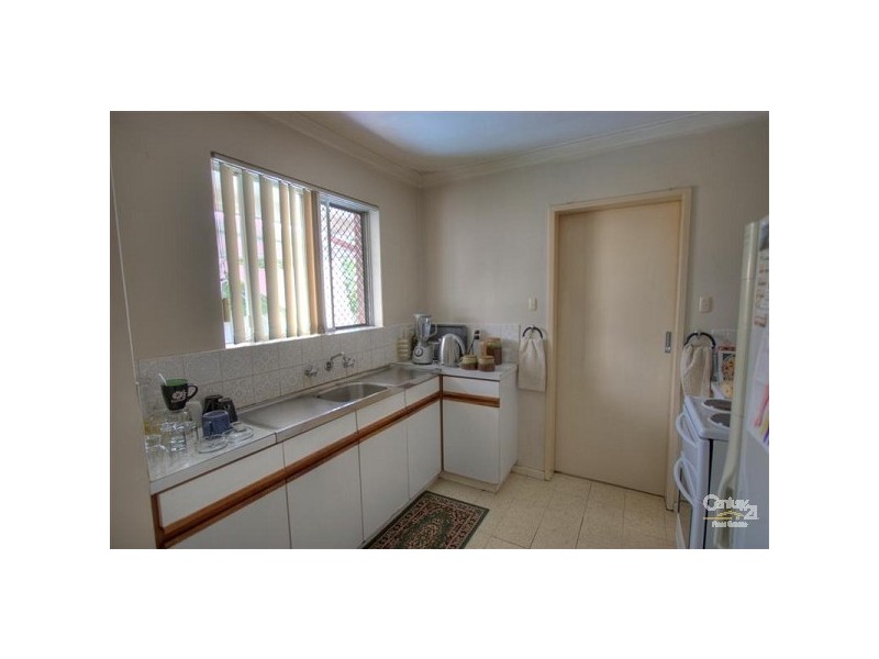 1 Cyril Road, High Wycombe WA 6057