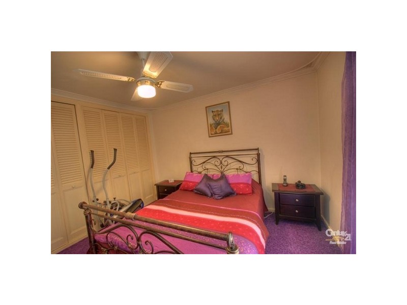 1 Cyril Road, High Wycombe WA 6057