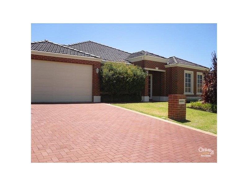 6 Chicladoo Close, Canning Vale WA 6155