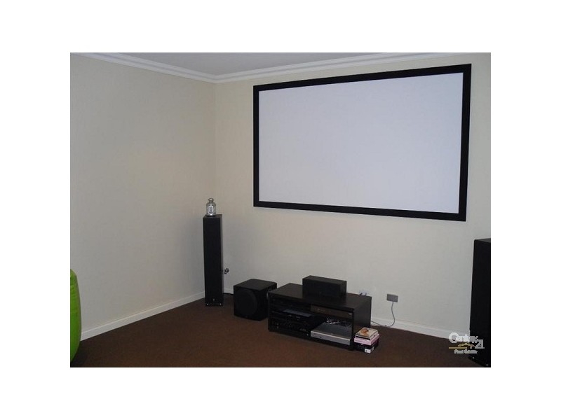 6 Chicladoo Close, Canning Vale WA 6155