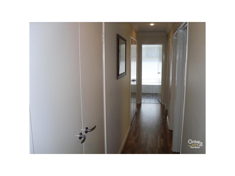 6 Chicladoo Close, Canning Vale WA 6155