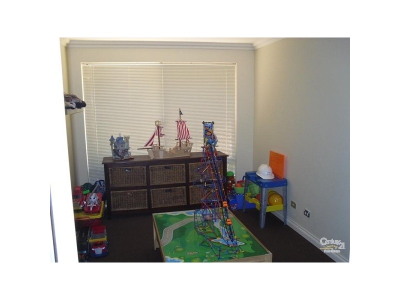 6 Chicladoo Close, Canning Vale WA 6155