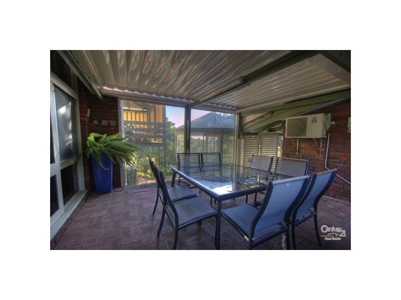 14 Robertson Road, Gooseberry Hill WA 6076