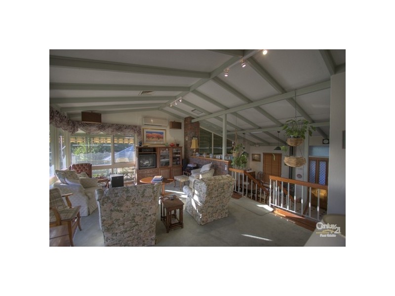 14 Robertson Road, Gooseberry Hill WA 6076