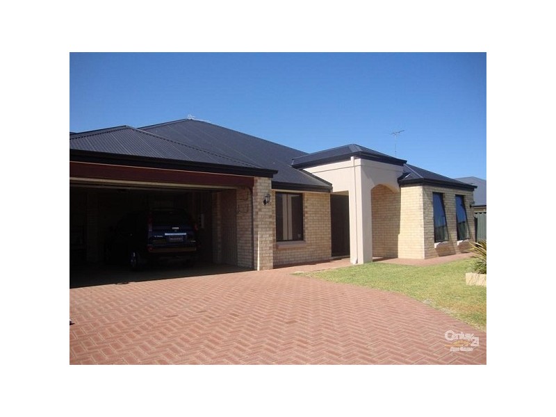 12 Clearwater Way, Singleton WA 6175