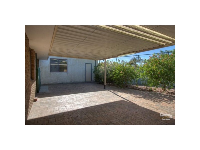 7 Hollybush Court, Forrestfield WA 6058