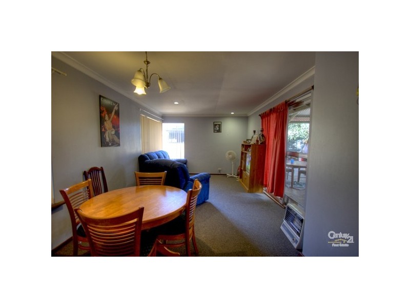 22 Solandra Way, Forrestfield WA 6058