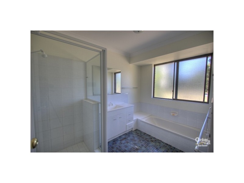 30 Ravenswood Road, Maida Vale WA 6057