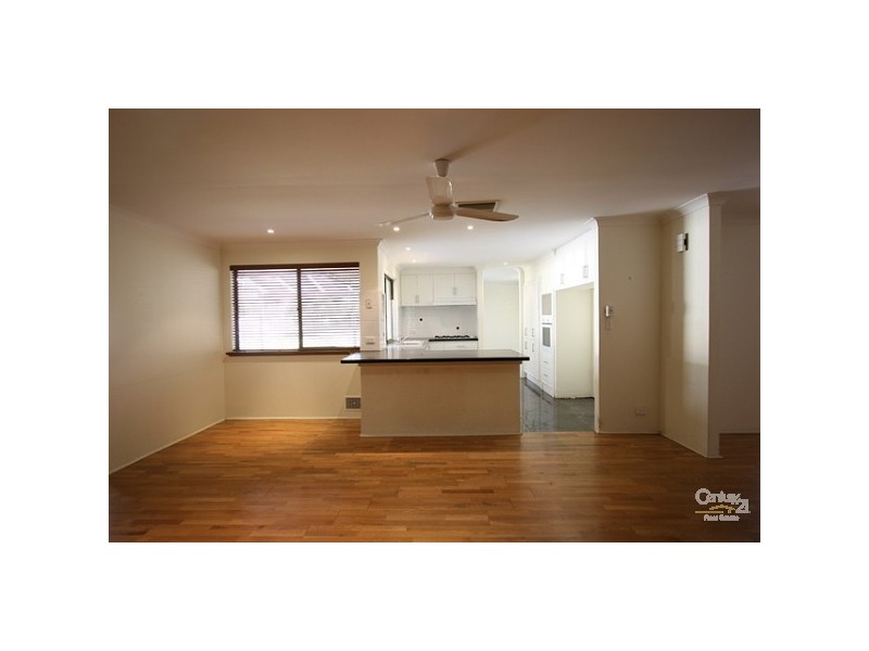 30 Ravenswood Road, Maida Vale WA 6057