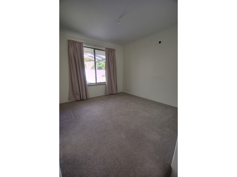 30 Ravenswood Road, Maida Vale WA 6057