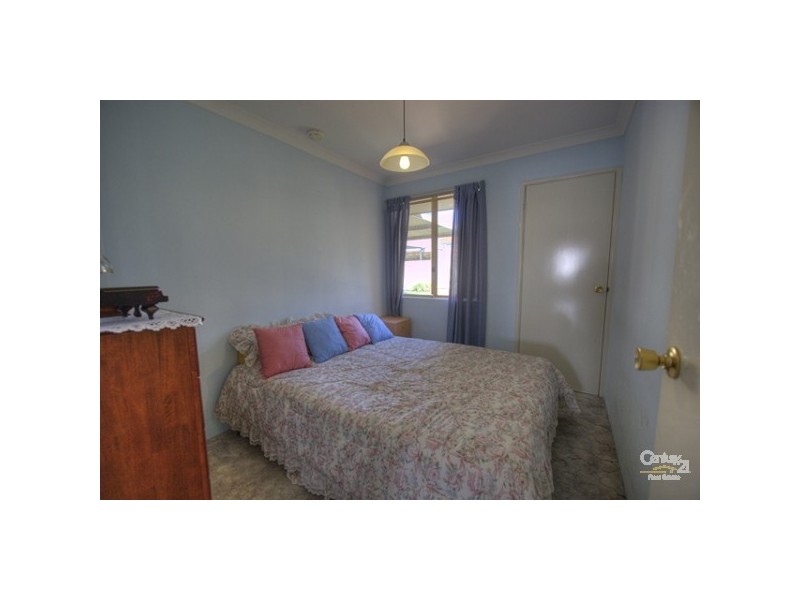 14 Pyrite Court, Forrestfield WA 6058