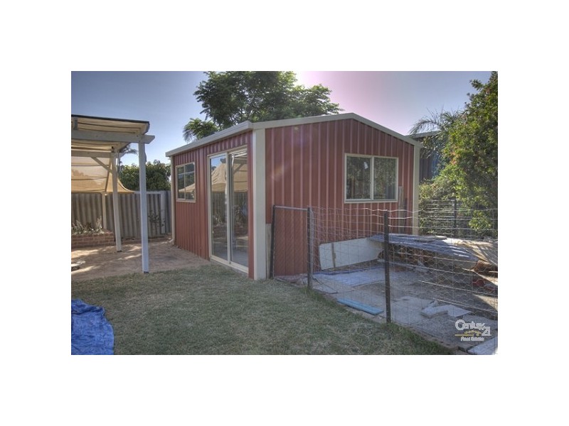 51 Mahonia Way, Forrestfield WA 6058