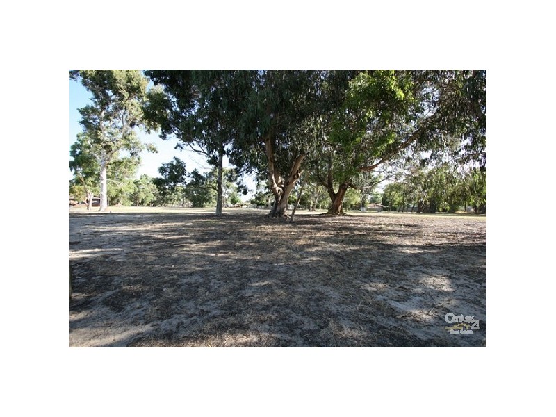 51 Mahonia Way, Forrestfield WA 6058