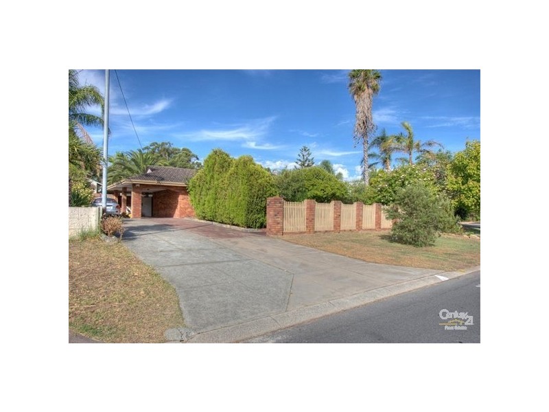 15 Akebia Way, Forrestfield WA 6058