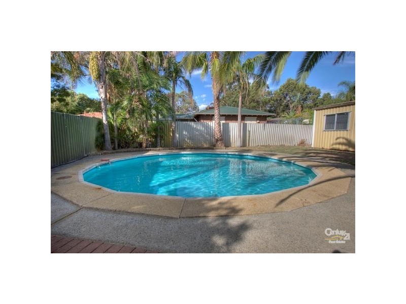 15 Akebia Way, Forrestfield WA 6058