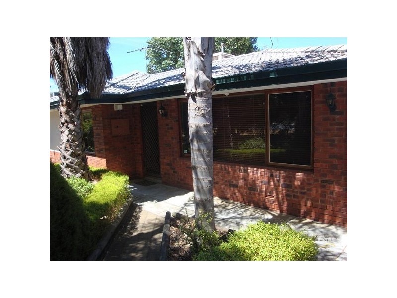 66 Dawson Ave, Forrestfield WA 6058