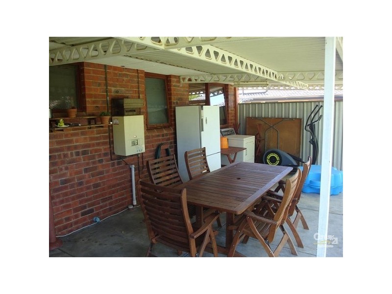 66 Dawson Ave, Forrestfield WA 6058