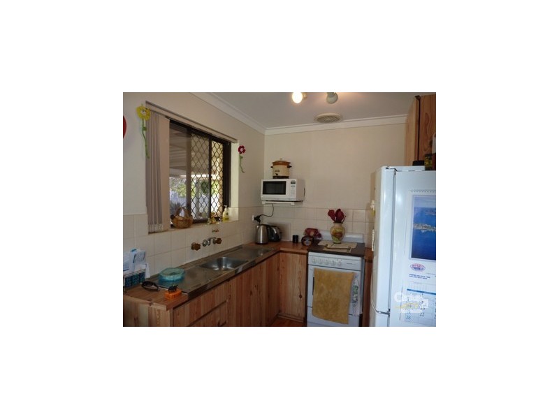 4B Markham Way, Swan View WA 6056