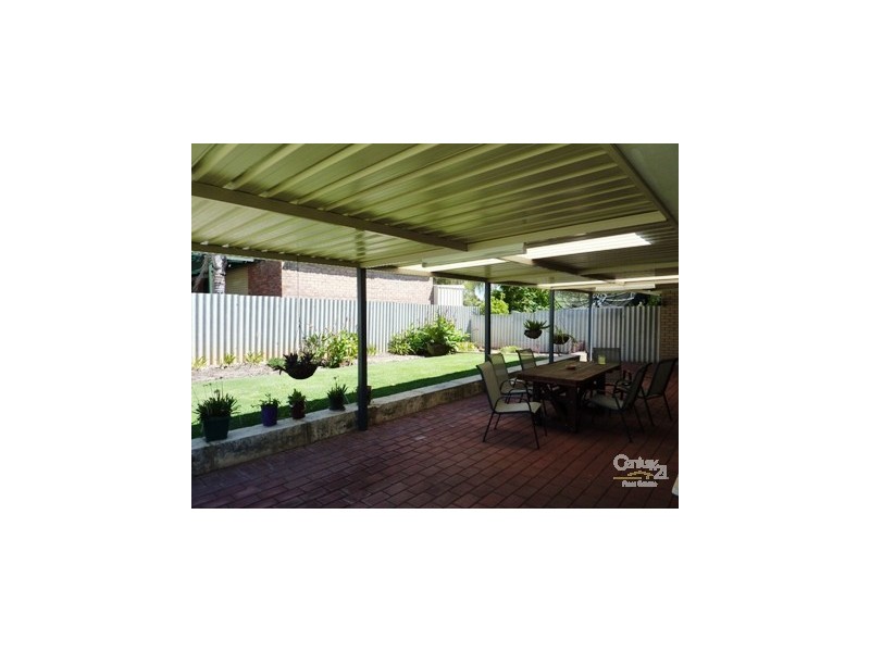 4B Markham Way, Swan View WA 6056
