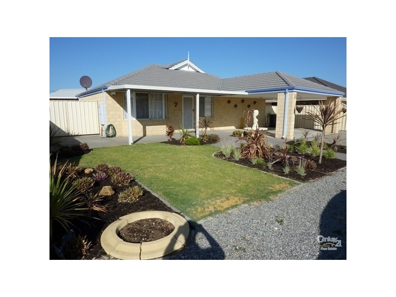 7 Copper Lane, Wattle Grove WA 6107
