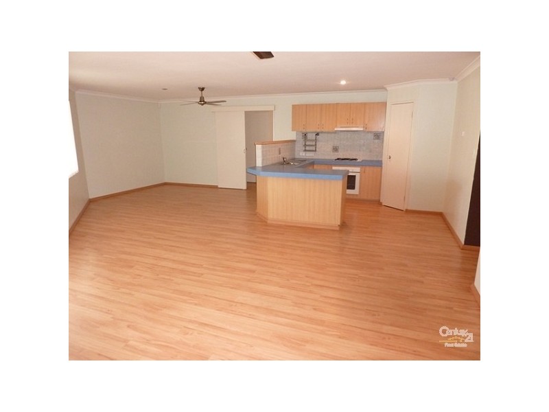 7 Copper Lane, Wattle Grove WA 6107
