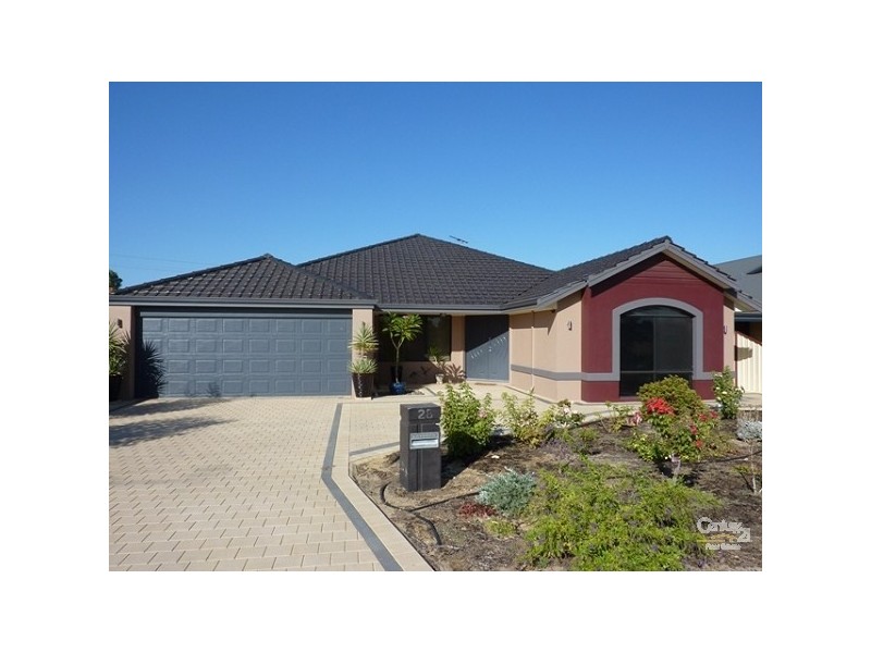 28 Lenihan Corner, Wattle Grove WA 6107