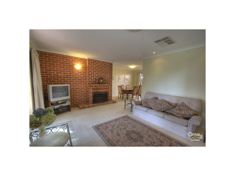 17 Peoples Avenue, Gooseberry Hill WA 6076