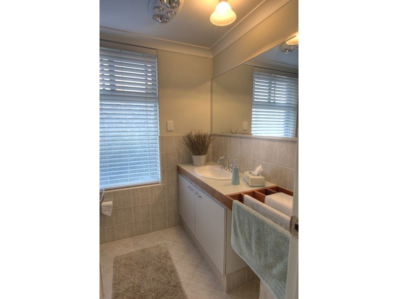 17 Peoples Avenue, Gooseberry Hill WA 6076