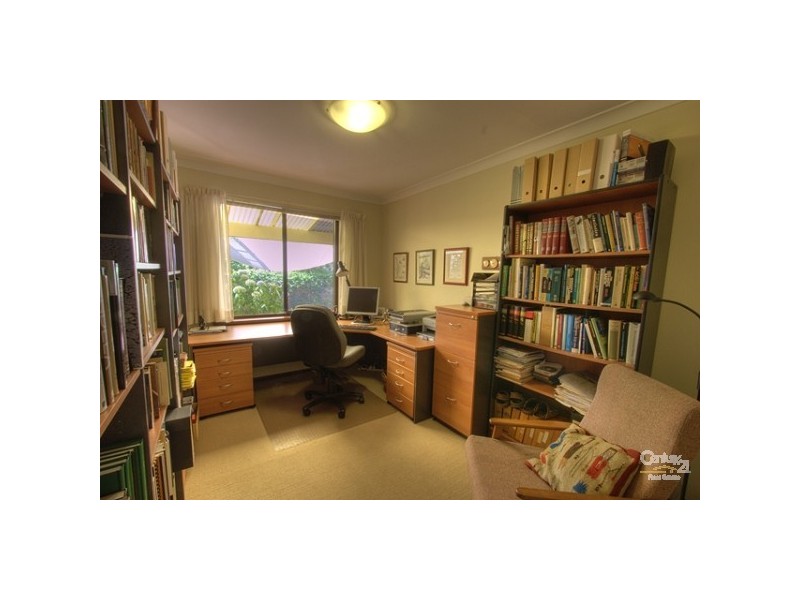 17 Peoples Avenue, Gooseberry Hill WA 6076