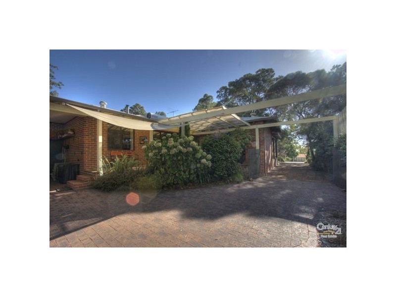 17 Peoples Avenue, Gooseberry Hill WA 6076