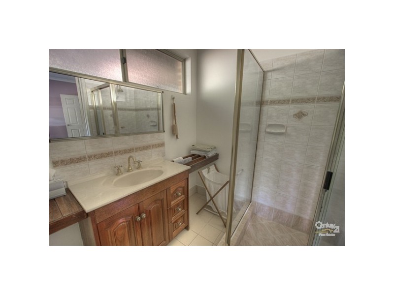 23 Grenville Road, Gooseberry Hill WA 6076