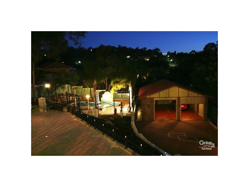 23 Grenville Road, Gooseberry Hill WA 6076