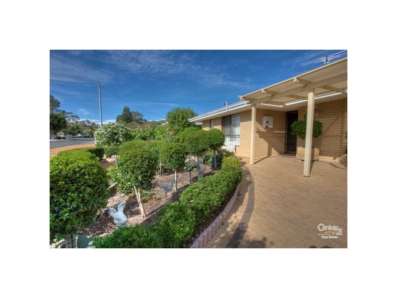 37 Coolabah Way, Forrestfield WA 6058