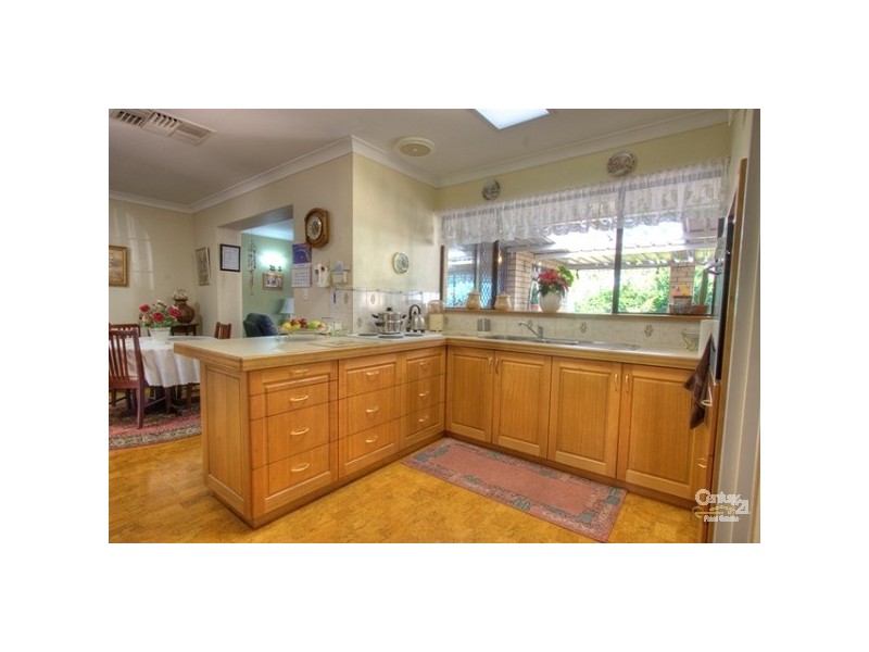 37 Coolabah Way, Forrestfield WA 6058