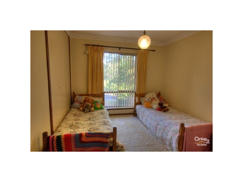 1 Ardisia Court, Forrestfield WA 6058