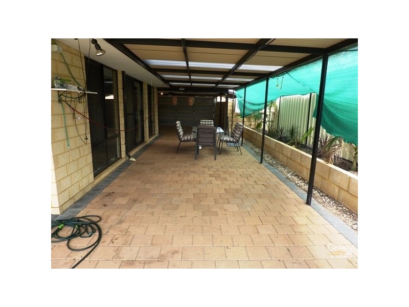 10 Nectarine Way, Forrestfield WA 6058