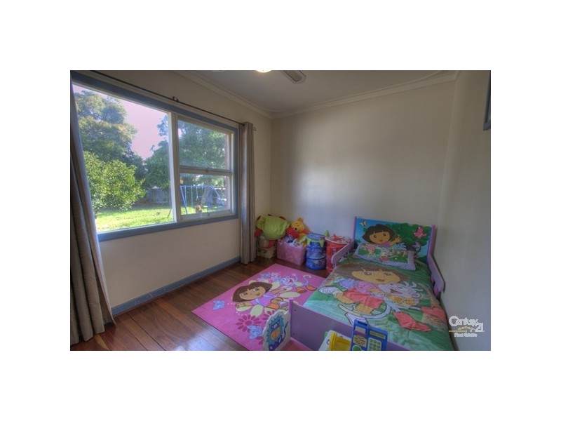 15 Corella Street, Lesmurdie WA 6076
