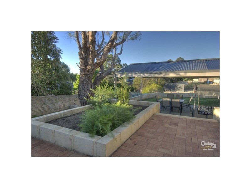 1 Willow Way, Gooseberry Hill WA 6076