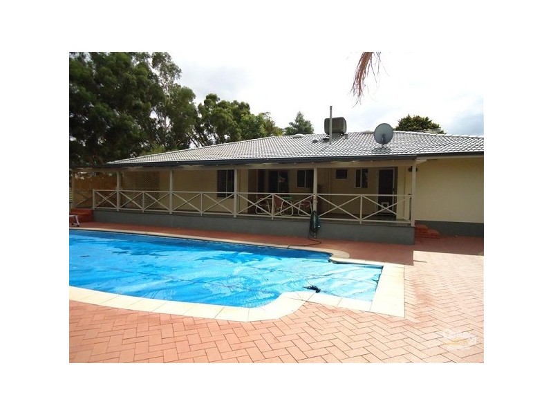89 Grove Road, Orange Grove WA 6109