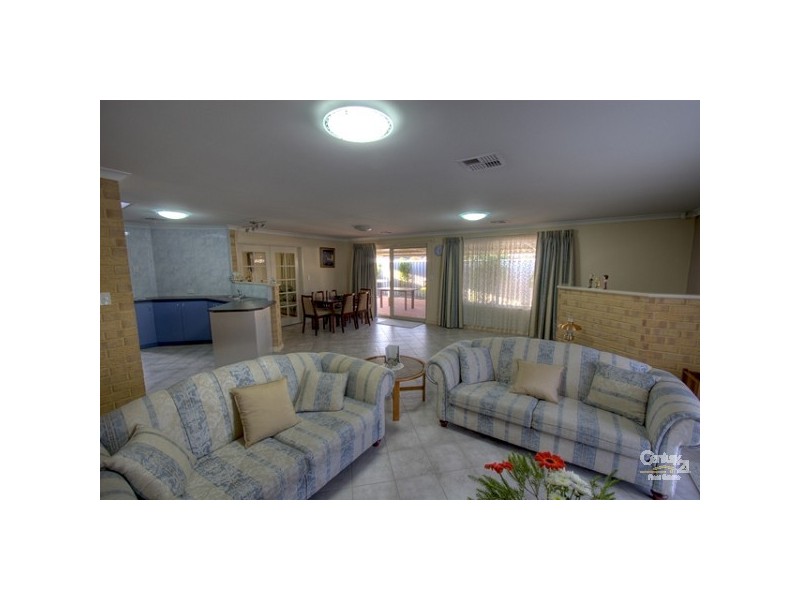 18 Silvereye Close, East Cannington WA 6107