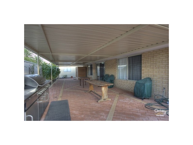 18 Silvereye Close, East Cannington WA 6107