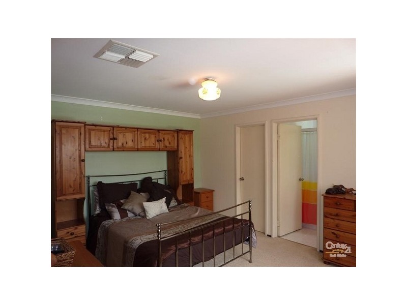 46 Agincourt Drive, Forrestfield WA 6058
